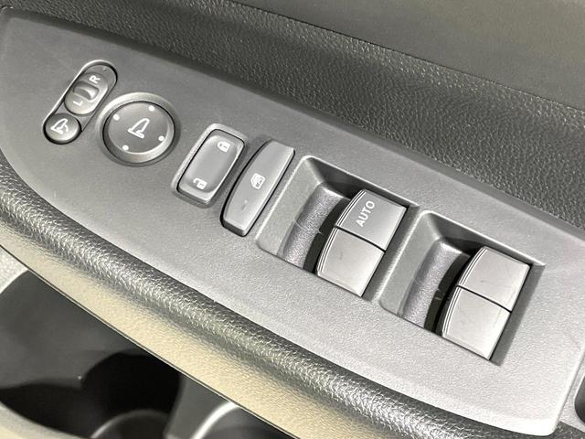 WR-V X 登録済未使用車 純正8型コネクトナビ 全周囲カメラ 衝突被害軽減装置 クリアランスソナー フルセグTV Bluetooth機能 スマートキー LEDヘッドライト オートマチックハイビーム オートライト(42枚目)