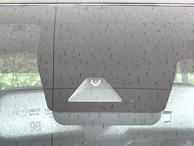 C-HR G モデリスタエアロ 11型BIGXナビ バックカメラ 衝突軽減 レーダークルーズ 禁煙車 ハーフレザーシート シートヒーター コーナーセンサー スマートキー LEDヘッド ETC オートハイビーム(6枚目)