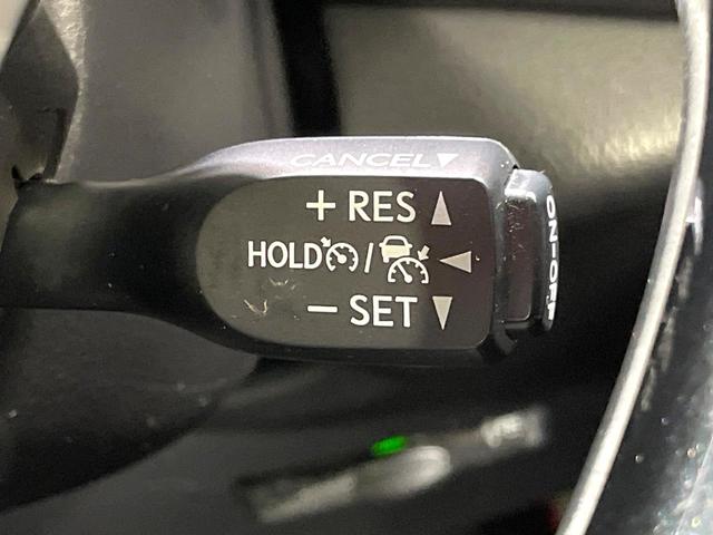 C-HR G モデリスタエアロ 11型BIGXナビ バックカメラ 衝突軽減 レーダークルーズ 禁煙車 ハーフレザーシート シートヒーター コーナーセンサー スマートキー LEDヘッド ETC オートハイビーム(7枚目)