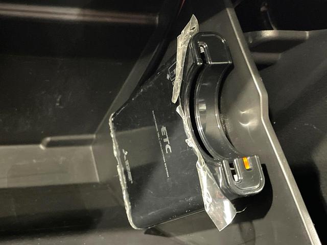 ソリオバンディット ハイブリッドMV 電動スライドドア SDナビ バックカメラ 衝突被害軽減システム 禁煙車 シートヒーター ドラレコ スマートキー LEDヘッド ETC クルコン 車線逸脱警報 オートライト オートエアコン(35枚目)