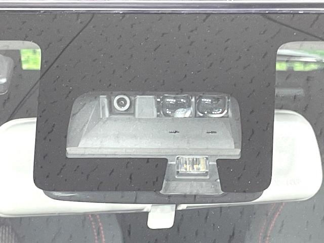 スイフトスポーツ ベースグレード 衝突被害軽減システム レーダークルーズ 禁煙車 シートヒーター ドラレコ コーナーセンサー スマートキー LEDヘッド ビルトインETC オートハイビーム 車線逸脱警報 オートライト オートエアコン(4枚目)