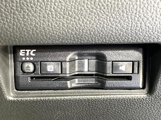 スイフトスポーツ ベースグレード 衝突被害軽減システム レーダークルーズ 禁煙車 シートヒーター ドラレコ コーナーセンサー スマートキー LEDヘッド ビルトインETC オートハイビーム 車線逸脱警報 オートライト オートエアコン(7枚目)