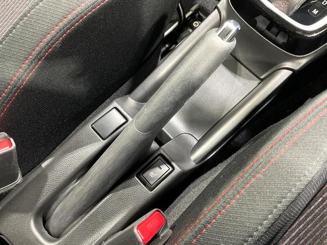 スイフトスポーツ ベースグレード 衝突被害軽減システム レーダークルーズ 禁煙車 シートヒーター ドラレコ コーナーセンサー スマートキー LEDヘッド ビルトインETC オートハイビーム 車線逸脱警報 オートライト オートエアコン(56枚目)