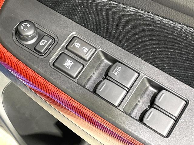 スイフトスポーツ ベースグレード 衝突被害軽減システム レーダークルーズ 禁煙車 シートヒーター ドラレコ コーナーセンサー スマートキー LEDヘッド ビルトインETC オートハイビーム 車線逸脱警報 オートライト オートエアコン(58枚目)