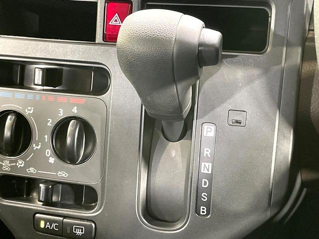 ルーミー Ｘ　電動スライドドア　衝突軽減装置　クリアランスソナー　ＬＥＤヘッドライト　オートライト　リアサンシェード　横滑り防止装置　アイドリングストップ　スマートキー　プッシュスタート　純正ホイール　禁煙車（32枚目）