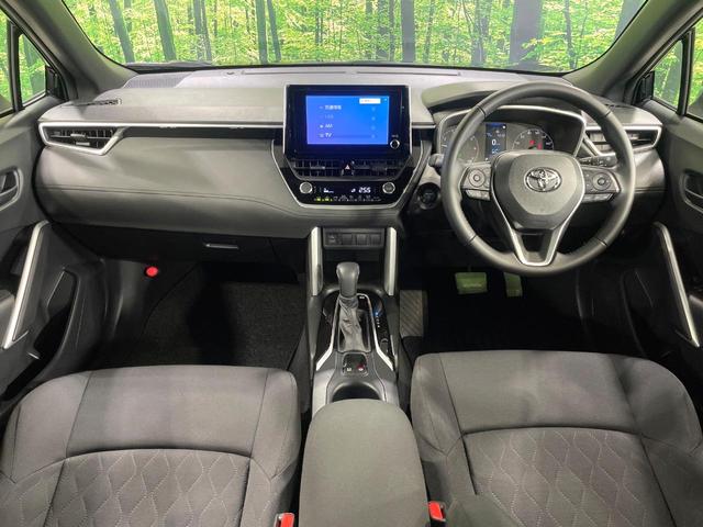 カローラクロス ハイブリッド G ディスプレイオーディオ バックカメラ 禁煙車 衝突被害軽減ブレーキ レーダークルーズコントロール オートマチックハイビーム ETC フルセグ Bluetooth接続 スマートキー オートエアコン(2枚目)