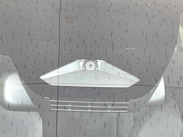 カローラクロス ハイブリッド G ディスプレイオーディオ バックカメラ 禁煙車 衝突被害軽減ブレーキ レーダークルーズコントロール オートマチックハイビーム ETC フルセグ Bluetooth接続 スマートキー オートエアコン(5枚目)