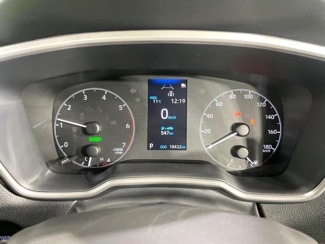 カローラクロス ハイブリッド G ディスプレイオーディオ バックカメラ 禁煙車 衝突被害軽減ブレーキ レーダークルーズコントロール オートマチックハイビーム ETC フルセグ Bluetooth接続 スマートキー オートエアコン(32枚目)
