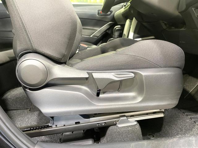 カローラクロス ハイブリッド G ディスプレイオーディオ バックカメラ 禁煙車 衝突被害軽減ブレーキ レーダークルーズコントロール オートマチックハイビーム ETC フルセグ Bluetooth接続 スマートキー オートエアコン(48枚目)