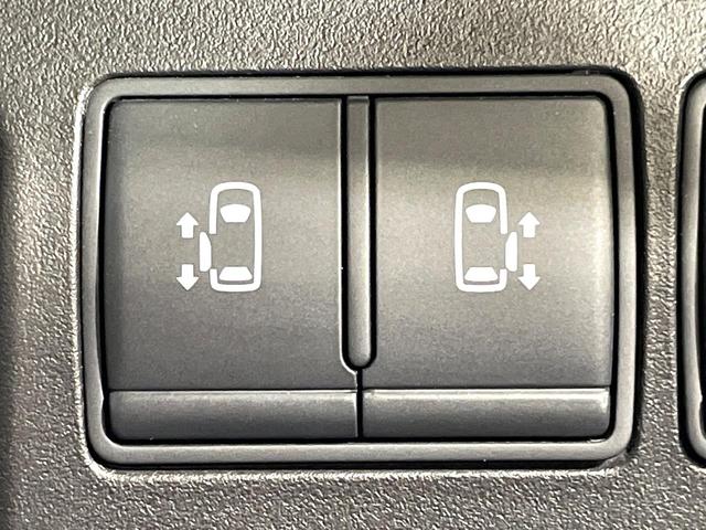 セレナ ハイウェイスターS-HVアドバンスドセーフティパック 両側電動スライド 純正8インチナビ 全周囲カメラ エマージェンシーブレーキ 禁煙車 ドラレコ コーナーセンサー スマートキー LEDヘッドライト ETC クルコン 車線逸脱警報 誤発進抑制機能(3枚目)