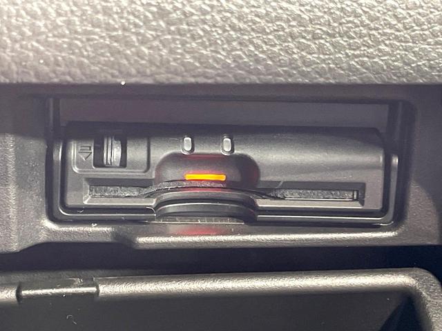 セレナ ハイウェイスターS-HVアドバンスドセーフティパック 両側電動スライド 純正8インチナビ 全周囲カメラ エマージェンシーブレーキ 禁煙車 ドラレコ コーナーセンサー スマートキー LEDヘッドライト ETC クルコン 車線逸脱警報 誤発進抑制機能(7枚目)