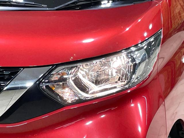 ルークス Ｓ　ＳＤナビ　衝突軽減システム　バックカメラ　ＥＴＣ　Ｂｌｕｅｔｏｏｔｈ接続　アイドリングストップ　純正ホイール　キーレスエントリー　ベンチシート　シートアンダーボックス　アイドリングストップ（12枚目）