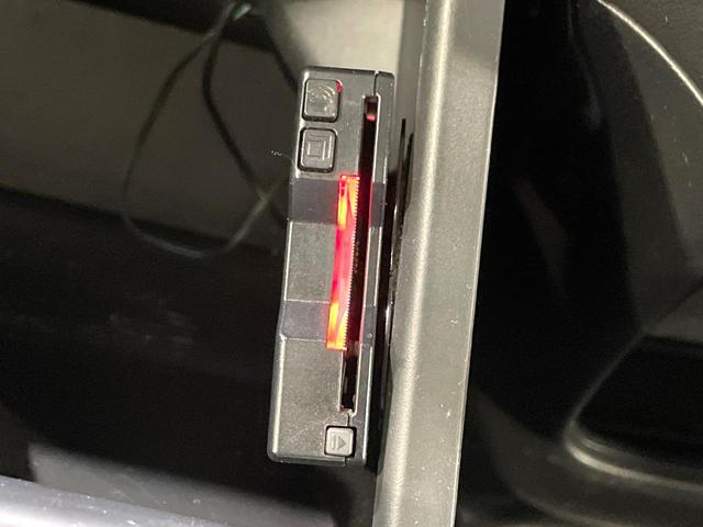 N-BOX G・LパッケージSSパッケージ SDナビ 衝突軽減装置 レーダークルーズ バックカメラ ETC 横滑り防止装置 オートエアコン スマートキー プッシュスタート リアロールサンシェード ステアリングスイッチ Bluetooth(7枚目)