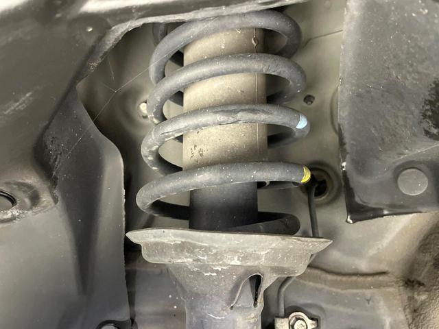 N-BOX G・LパッケージSSパッケージ SDナビ 衝突軽減装置 レーダークルーズ バックカメラ ETC 横滑り防止装置 オートエアコン スマートキー プッシュスタート リアロールサンシェード ステアリングスイッチ Bluetooth(20枚目)