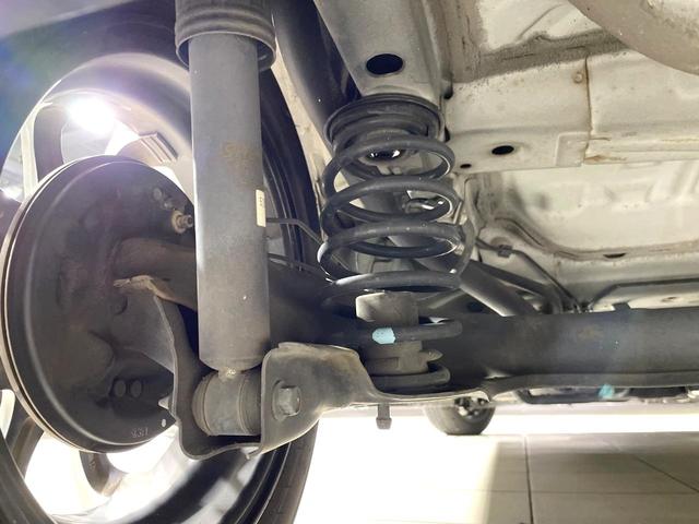 N-BOX G・LパッケージSSパッケージ SDナビ 衝突軽減装置 レーダークルーズ バックカメラ ETC 横滑り防止装置 オートエアコン スマートキー プッシュスタート リアロールサンシェード ステアリングスイッチ Bluetooth(23枚目)