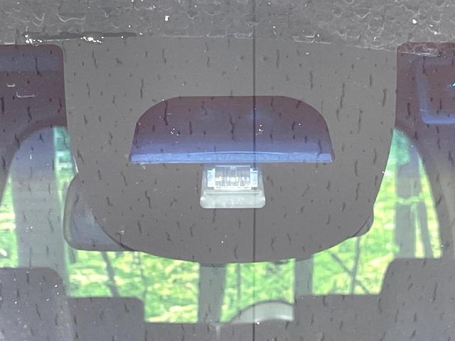 N-BOX G・LパッケージSSパッケージ SDナビ 衝突軽減装置 レーダークルーズ バックカメラ ETC 横滑り防止装置 オートエアコン スマートキー プッシュスタート リアロールサンシェード ステアリングスイッチ Bluetooth(48枚目)