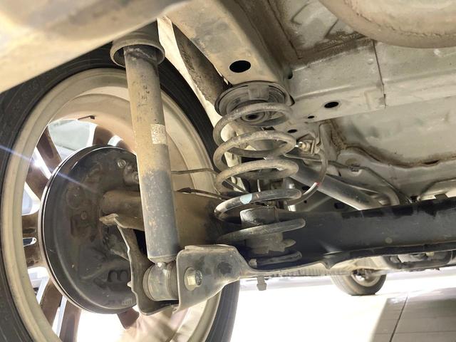 N-BOX G・ターボLパッケージ SDナビ 両側電動ドア 衝突軽減装置 クルーズコントロール 禁煙車 スマートキー プッシュスタート オートエアコン ステアリングスイッチ パドルシフト 純正14インチアルミホイール ベンチシート(23枚目)