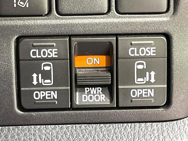 ヴォクシー ハイブリッドＺＳ　煌　両側電動スライドドア　純正９型ナビ　後席モニター　バックカメラ　衝突軽減　禁煙車　ドラレコ　スマートキー　ＬＥＤヘッド　ビルトインＥＴＣ　クルコン　純正１６インチＡＷ　オートハイビーム　車線逸脱警報（3枚目）