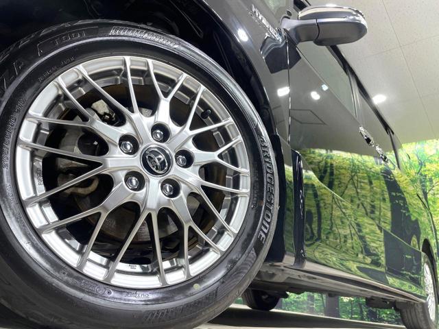 ヴォクシー ハイブリッドＺＳ　煌　両側電動スライドドア　純正９型ナビ　後席モニター　バックカメラ　衝突軽減　禁煙車　ドラレコ　スマートキー　ＬＥＤヘッド　ビルトインＥＴＣ　クルコン　純正１６インチＡＷ　オートハイビーム　車線逸脱警報（14枚目）