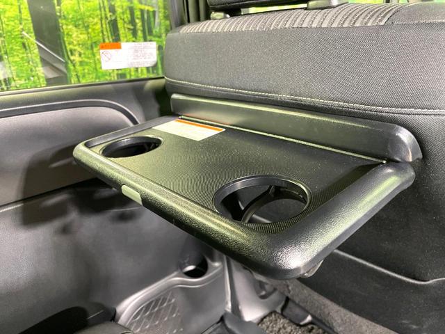 ヴォクシー ハイブリッドＺＳ　煌　両側電動スライドドア　純正９型ナビ　後席モニター　バックカメラ　衝突軽減　禁煙車　ドラレコ　スマートキー　ＬＥＤヘッド　ビルトインＥＴＣ　クルコン　純正１６インチＡＷ　オートハイビーム　車線逸脱警報（53枚目）