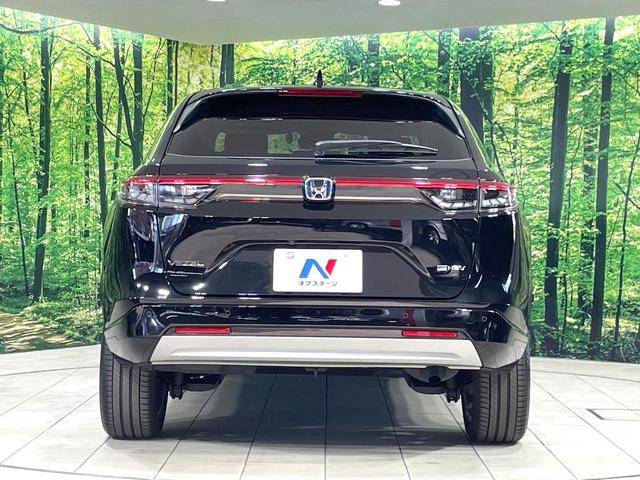 ヴェゼル ｅ：ＨＥＶ　Ｚ　純正９型ナビ　バックカメラ　衝突軽減　レーダークルーズ　禁煙車　パワーバックドア　合皮シート　シートヒーター　ドラレコ　ＥＴＣ　コーナーセンサー　レーンキープ　スマートキー　ステアリングヒーター（15枚目）