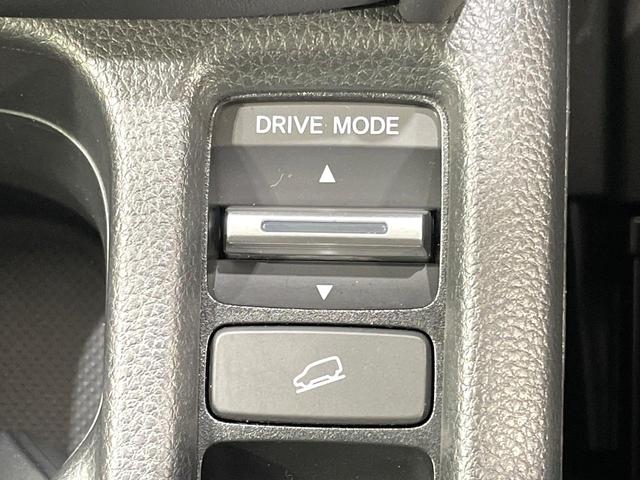 ヴェゼル ｅ：ＨＥＶ　Ｚ　純正９型ナビ　バックカメラ　衝突軽減　レーダークルーズ　禁煙車　パワーバックドア　合皮シート　シートヒーター　ドラレコ　ＥＴＣ　コーナーセンサー　レーンキープ　スマートキー　ステアリングヒーター（42枚目）