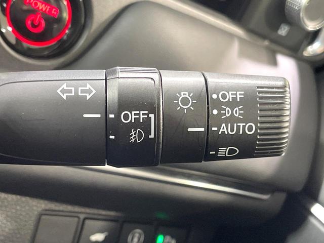 ヴェゼル ｅ：ＨＥＶ　Ｚ　純正９型ナビ　バックカメラ　衝突軽減　レーダークルーズ　禁煙車　パワーバックドア　合皮シート　シートヒーター　ドラレコ　ＥＴＣ　コーナーセンサー　レーンキープ　スマートキー　ステアリングヒーター（49枚目）