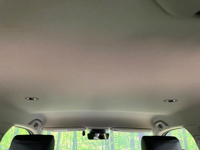 ヴェゼル ｅ：ＨＥＶ　Ｚ　純正９型ナビ　バックカメラ　衝突軽減　レーダークルーズ　禁煙車　パワーバックドア　合皮シート　シートヒーター　ドラレコ　ＥＴＣ　コーナーセンサー　レーンキープ　スマートキー　ステアリングヒーター（65枚目）