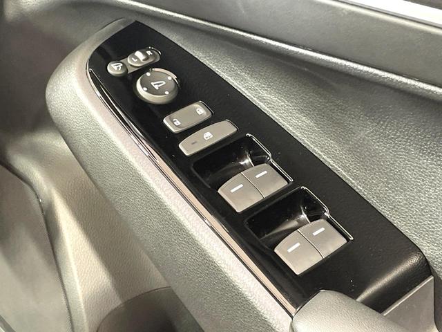 ヴェゼル ｅ：ＨＥＶ　Ｚ　純正９型ナビ　バックカメラ　衝突軽減　レーダークルーズ　禁煙車　パワーバックドア　合皮シート　シートヒーター　ドラレコ　ＥＴＣ　コーナーセンサー　レーンキープ　スマートキー　ステアリングヒーター（74枚目）