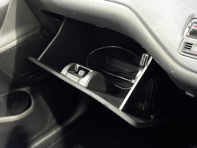 ソリオ G 電動スライド バックカメラ デュアルカメラブレーキサポート 禁煙車 コーナーセンサー スマートキー ディスプレイオーディオ ETC オートマチックハイビーム 車線逸脱警報 誤発進抑制機能 オートライト(42枚目)