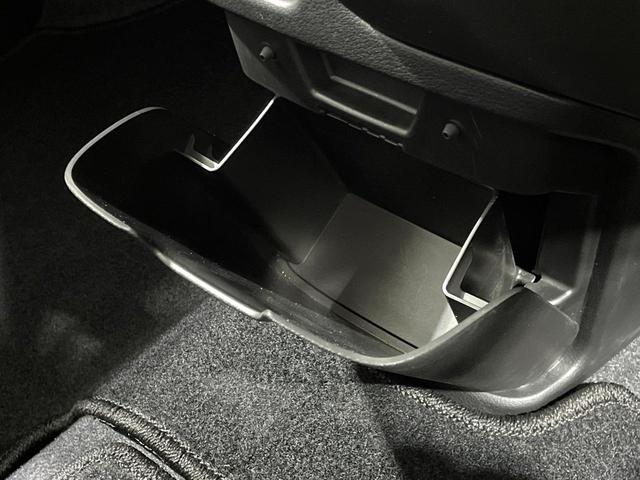 ソリオ G 電動スライド バックカメラ デュアルカメラブレーキサポート 禁煙車 コーナーセンサー スマートキー ディスプレイオーディオ ETC オートマチックハイビーム 車線逸脱警報 誤発進抑制機能 オートライト(50枚目)