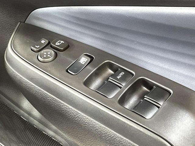 ソリオ G 電動スライド バックカメラ デュアルカメラブレーキサポート 禁煙車 コーナーセンサー スマートキー ディスプレイオーディオ ETC オートマチックハイビーム 車線逸脱警報 誤発進抑制機能 オートライト(52枚目)