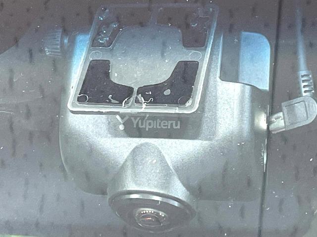 N-BOXカスタム G・Lターボホンダセンシング 純正ナビ 両側電動ドア 禁煙車 衝突軽減装置 レーダークルーズ ドラレコ ETC バックカメラ Bluetooth接続 LEDヘッド オートマチックハイビーム 純正15インチアルミホイール スマートキ(7枚目)