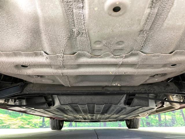 フィットハイブリッド Ｌ　ホンダセンシング　純正８型ナビ　衝突軽減装置　レーダークルーズ　禁煙　バックカメラ　ＥＴＣ　ＬＥＤヘッドライト　オートライト　オートエアコン　Ｂｌｕｅｔｏｏｔｈ接続　スマートキー　プッシュスタート　純正１５インチアルミ（19枚目）