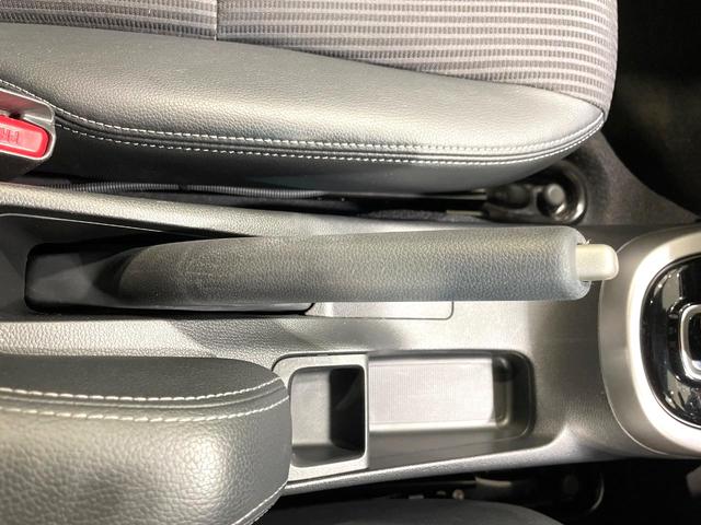 フィットハイブリッド Ｌ　ホンダセンシング　純正８型ナビ　衝突軽減装置　レーダークルーズ　禁煙　バックカメラ　ＥＴＣ　ＬＥＤヘッドライト　オートライト　オートエアコン　Ｂｌｕｅｔｏｏｔｈ接続　スマートキー　プッシュスタート　純正１５インチアルミ（51枚目）