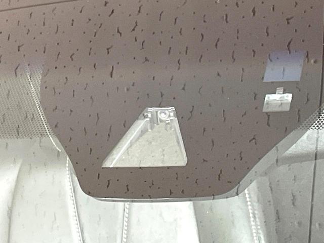 ハリアー プレミアム BIGX9型ナビ バックカメラ 衝突軽減 レーダークルーズ 禁煙車 パワーバックドア 合皮シート パワーシート コーナーセンサー スマートキー LEDヘッド エアロ ETC 純正18インチAW(5枚目)