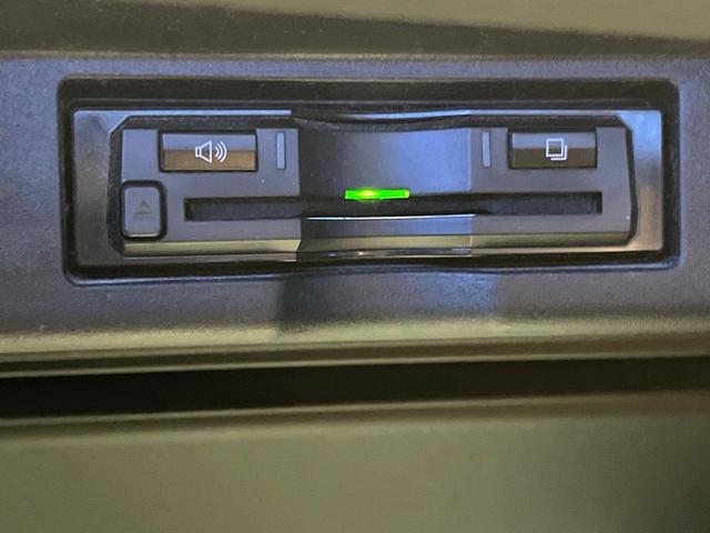 ハリアー プレミアム BIGX9型ナビ バックカメラ 衝突軽減 レーダークルーズ 禁煙車 パワーバックドア 合皮シート パワーシート コーナーセンサー スマートキー LEDヘッド エアロ ETC 純正18インチAW(25枚目)