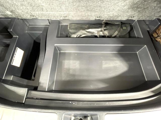 ハリアー プレミアム BIGX9型ナビ バックカメラ 衝突軽減 レーダークルーズ 禁煙車 パワーバックドア 合皮シート パワーシート コーナーセンサー スマートキー LEDヘッド エアロ ETC 純正18インチAW(46枚目)