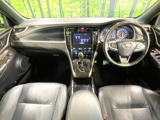 ハリアー エレガンス　サンルーフ　モデリスタエアロ　メーカー純正８型ナビ　バックカメラ　禁煙車　パワーシート　ハーフレザーシート　ＥＴＣ　ＬＥＤヘッドライト　ウッドコンビステアリング　フルセグ　シートヒーター　オートライト（2枚目）