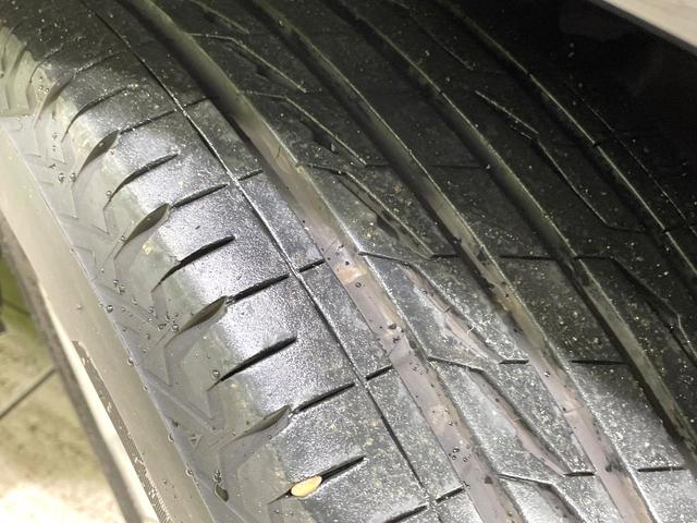 ハリアー エレガンス　サンルーフ　モデリスタエアロ　メーカー純正８型ナビ　バックカメラ　禁煙車　パワーシート　ハーフレザーシート　ＥＴＣ　ＬＥＤヘッドライト　ウッドコンビステアリング　フルセグ　シートヒーター　オートライト（31枚目）