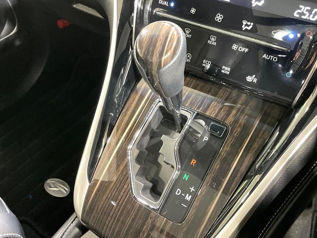 ハリアー エレガンス　サンルーフ　モデリスタエアロ　メーカー純正８型ナビ　バックカメラ　禁煙車　パワーシート　ハーフレザーシート　ＥＴＣ　ＬＥＤヘッドライト　ウッドコンビステアリング　フルセグ　シートヒーター　オートライト（32枚目）