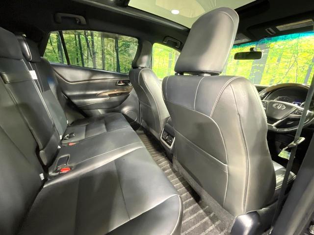 ハリアー エレガンス　サンルーフ　モデリスタエアロ　メーカー純正８型ナビ　バックカメラ　禁煙車　パワーシート　ハーフレザーシート　ＥＴＣ　ＬＥＤヘッドライト　ウッドコンビステアリング　フルセグ　シートヒーター　オートライト（33枚目）