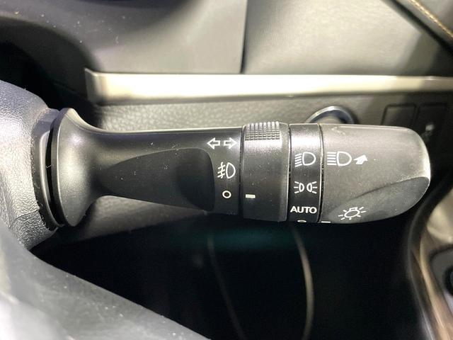 ハリアー エレガンス　サンルーフ　モデリスタエアロ　メーカー純正８型ナビ　バックカメラ　禁煙車　パワーシート　ハーフレザーシート　ＥＴＣ　ＬＥＤヘッドライト　ウッドコンビステアリング　フルセグ　シートヒーター　オートライト（41枚目）