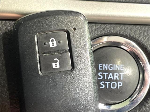 ハリアー エレガンス　サンルーフ　モデリスタエアロ　メーカー純正８型ナビ　バックカメラ　禁煙車　パワーシート　ハーフレザーシート　ＥＴＣ　ＬＥＤヘッドライト　ウッドコンビステアリング　フルセグ　シートヒーター　オートライト（47枚目）