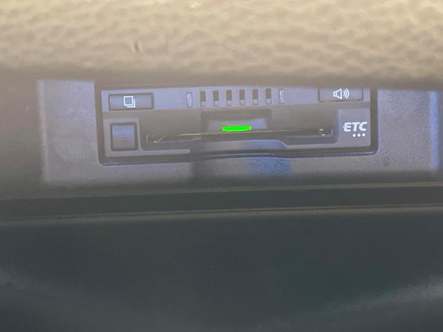 ハリアー エレガンス　サンルーフ　モデリスタエアロ　メーカー純正８型ナビ　バックカメラ　禁煙車　パワーシート　ハーフレザーシート　ＥＴＣ　ＬＥＤヘッドライト　ウッドコンビステアリング　フルセグ　シートヒーター　オートライト（53枚目）