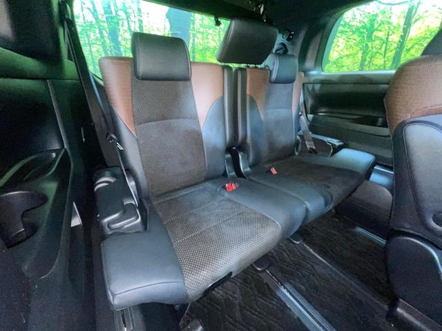 アルファード ２．５Ｓ　Ａパッケージ　タイプブラック　７人乗　両側電動スライド　純正９型ナビ　フリップダウン　バックカメラ　ＡＣ１００Ｖ電源　禁煙車　パワーバックドア　ハーフレザーシート　ドラレコ　スマートキー　ＬＥＤヘッド　ＥＴＣ　クルコン（10枚目）