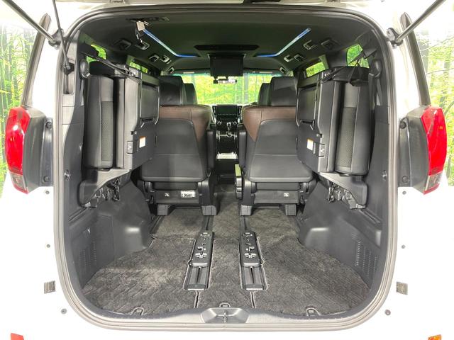 アルファード ２．５Ｓ　Ａパッケージ　タイプブラック　７人乗　両側電動スライド　純正９型ナビ　フリップダウン　バックカメラ　ＡＣ１００Ｖ電源　禁煙車　パワーバックドア　ハーフレザーシート　ドラレコ　スマートキー　ＬＥＤヘッド　ＥＴＣ　クルコン（11枚目）