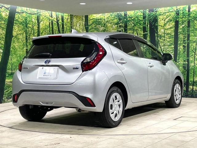 アクア Ｘ　禁煙車　ＡＣ１００Ｖ電源　レーダークルーズ　トヨタセーフティセンス　コーナーセンサー　スマートキー　ＬＥＤヘッドライト　ディスプレイオーディオ　ＥＴＣ　オートマチックハイビーム　車線逸脱警報（17枚目）