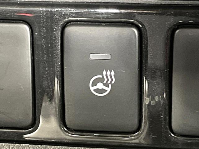 アウトランダーＰＨＥＶ Ｇリミテッドエディション　４ＷＤ　純正ナビ　バックカメラ　禁煙車　衝突被害軽減ブレーキ　１００Ｖ電源　パワーシート　ハーフレザーシート　ＥＴＣ　シートヒーター　パドルシフト　ステアリングヒーター　スマートキー　フルセグ（46枚目）