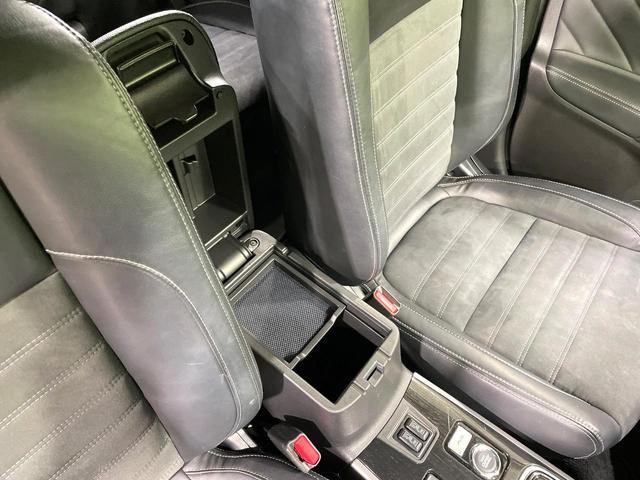 アウトランダーＰＨＥＶ Ｇリミテッドエディション　４ＷＤ　純正ナビ　バックカメラ　禁煙車　衝突被害軽減ブレーキ　１００Ｖ電源　パワーシート　ハーフレザーシート　ＥＴＣ　シートヒーター　パドルシフト　ステアリングヒーター　スマートキー　フルセグ（62枚目）